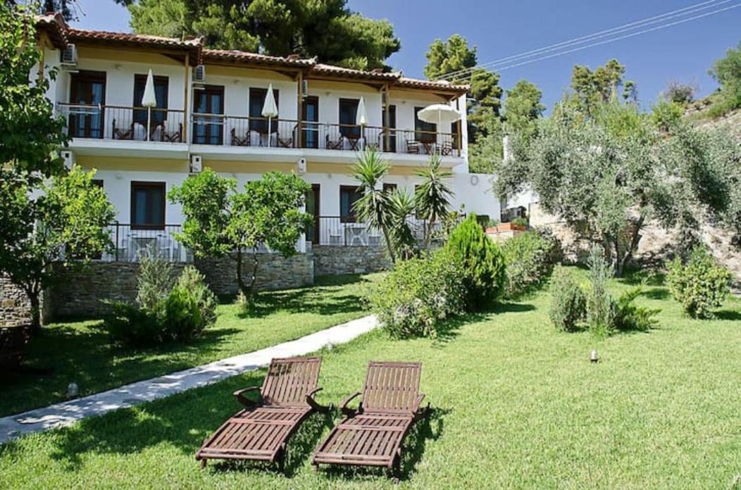 Aparthotel The Pine Trees Agnontas Exterior foto