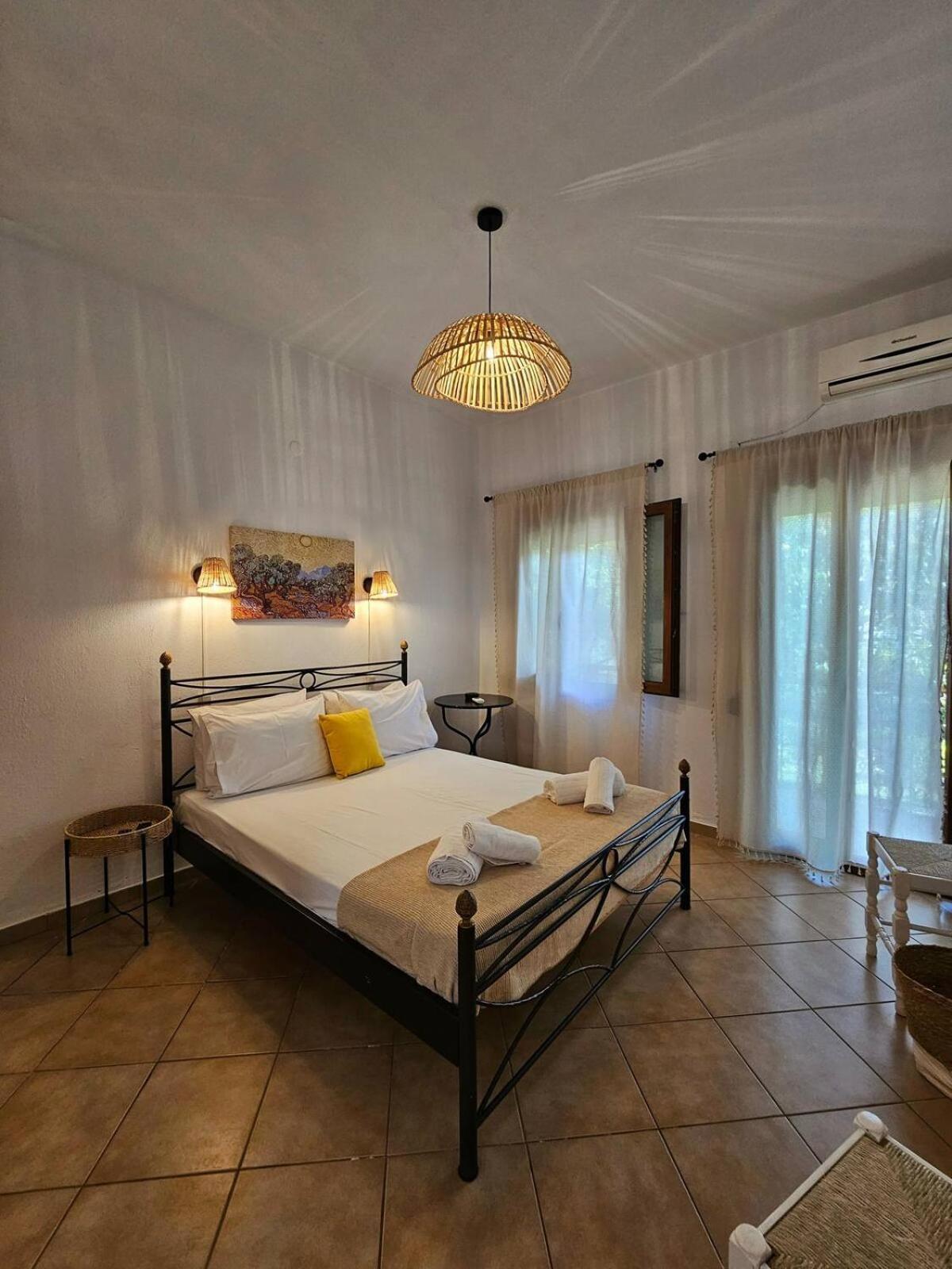 Aparthotel The Pine Trees Agnontas Exterior foto