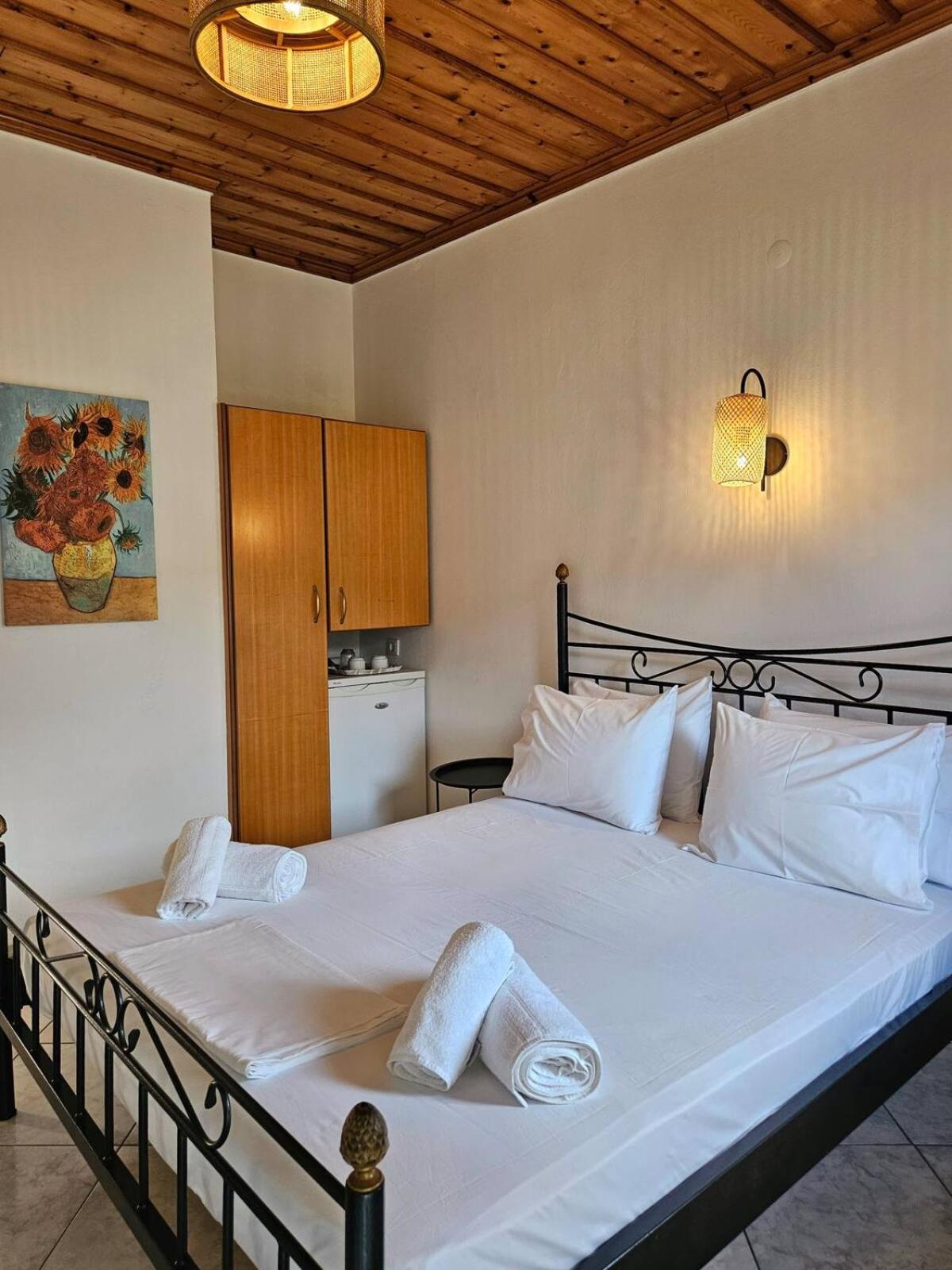 Aparthotel The Pine Trees Agnontas Exterior foto