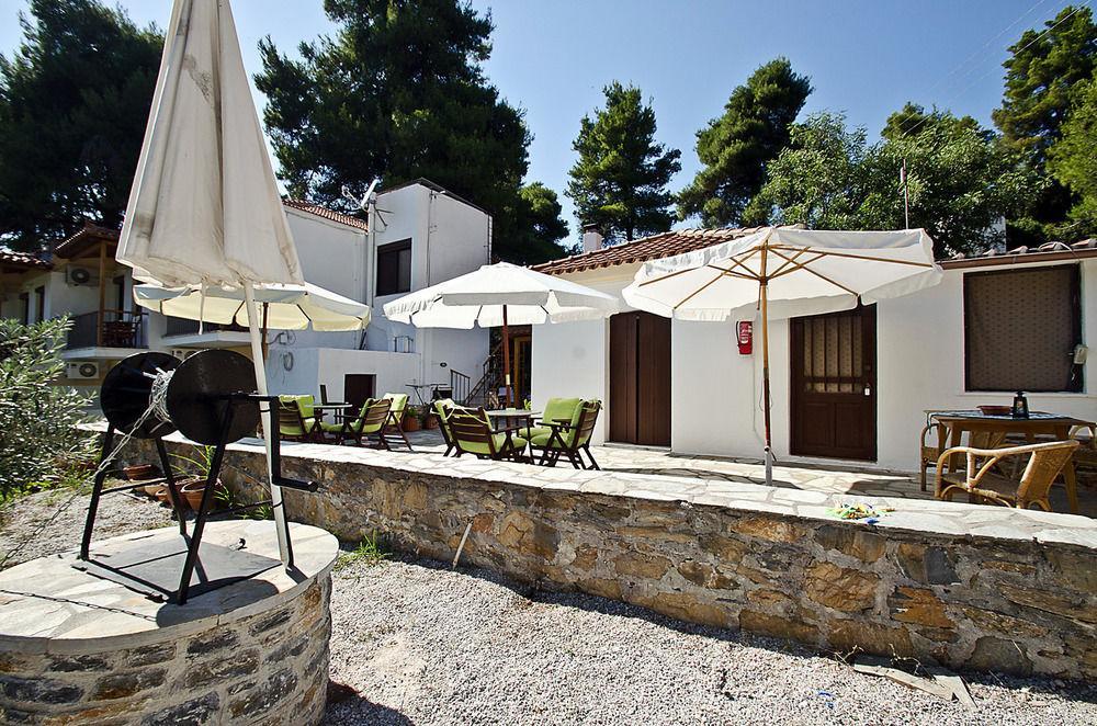 Aparthotel The Pine Trees Agnontas Exterior foto