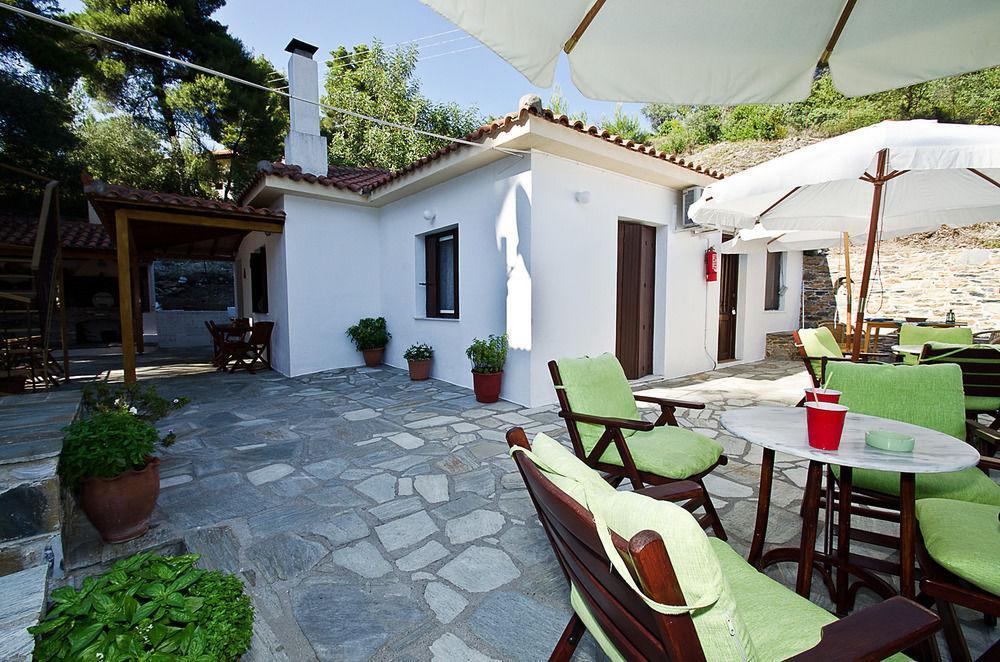 Aparthotel The Pine Trees Agnontas Exterior foto