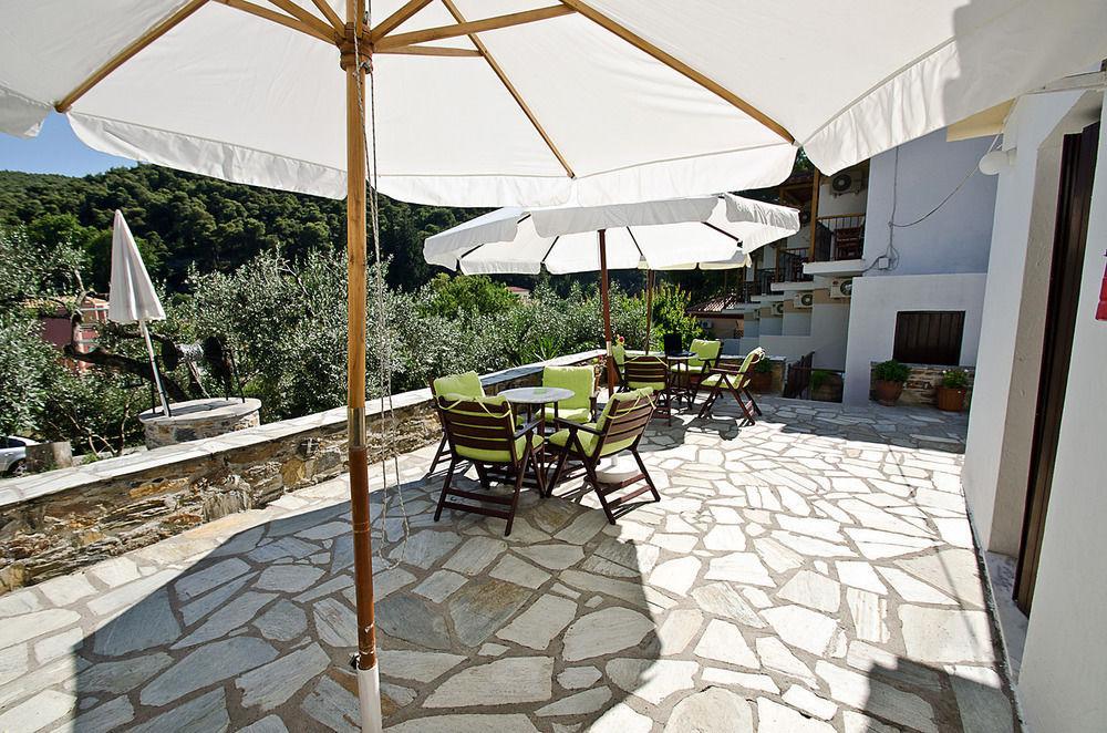 Aparthotel The Pine Trees Agnontas Exterior foto